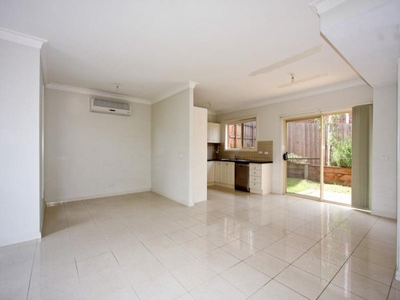 2/784 Elgar Road, Doncaster VIC 3108