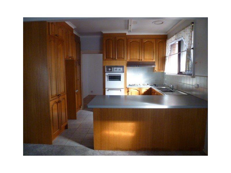 21 Fromhold Drive, Doncaster VIC 3108