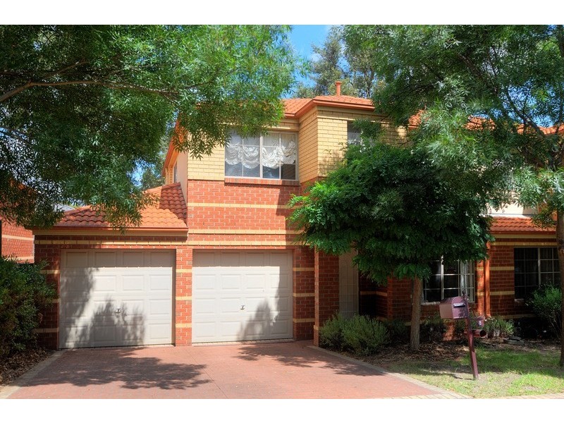 9 Peppermint Grove, Box Hill South VIC 3128