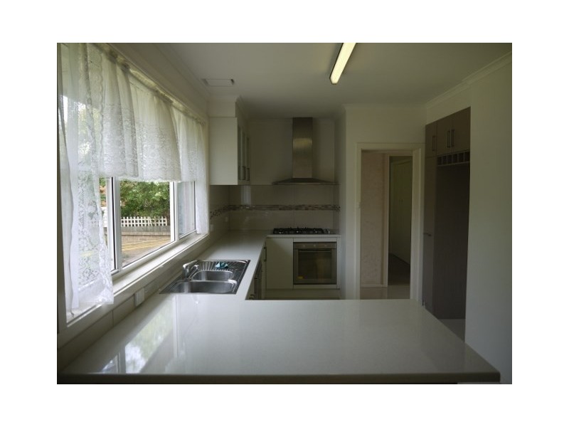 1 Crossman Street, Doncaster East VIC 3109