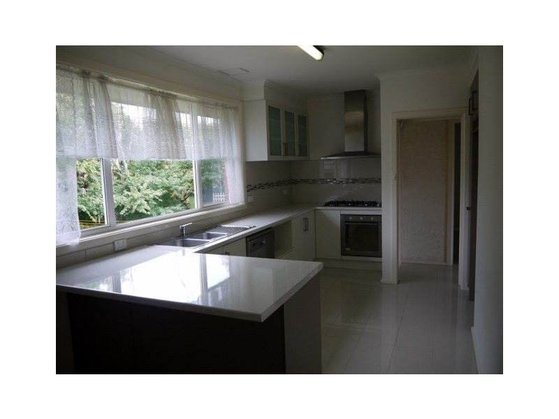 1 Crossman Street, Doncaster East VIC 3109