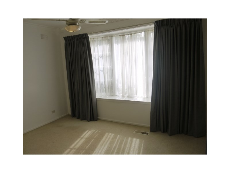 1 Crossman Street, Doncaster East VIC 3109