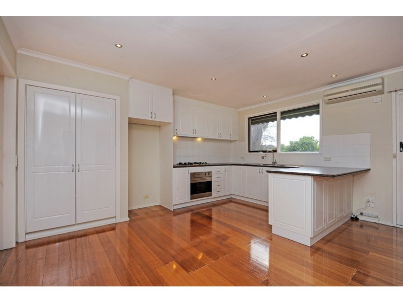39 Winston Drive, Doncaster VIC 3108