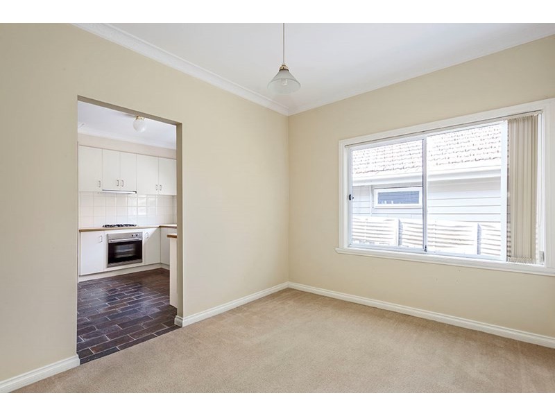 8 Kerrimuir Street, Box Hill North VIC 3129