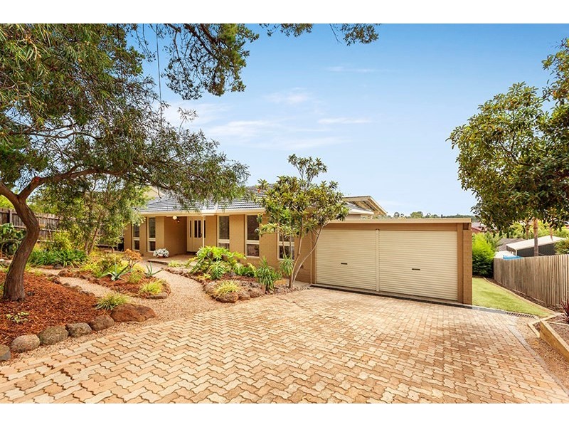 63 Woodhouse Road, Donvale VIC 3111