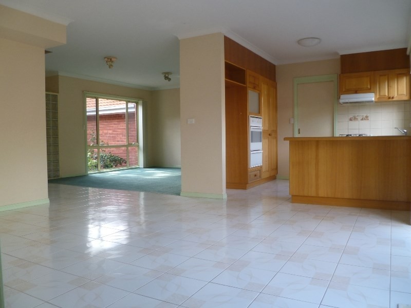 2/2 Barwon Street, Box Hill North VIC 3129