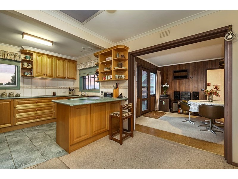 5 Oak Crescent, Templestowe Lower VIC 3107