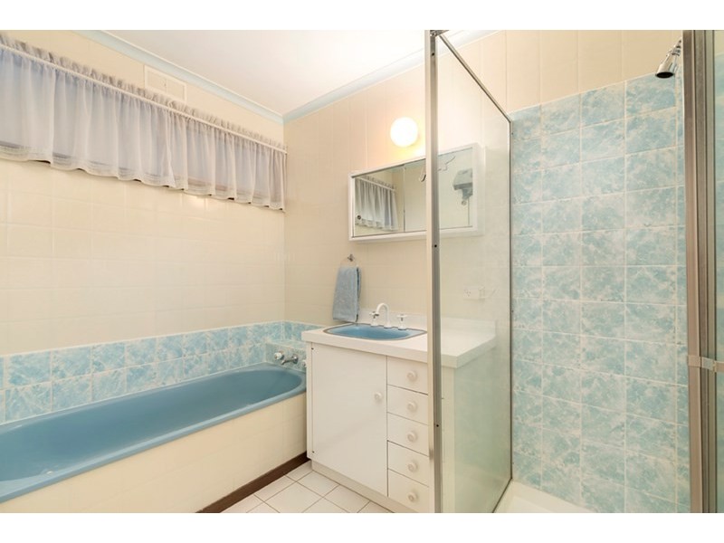 5 Oak Crescent, Templestowe Lower VIC 3107