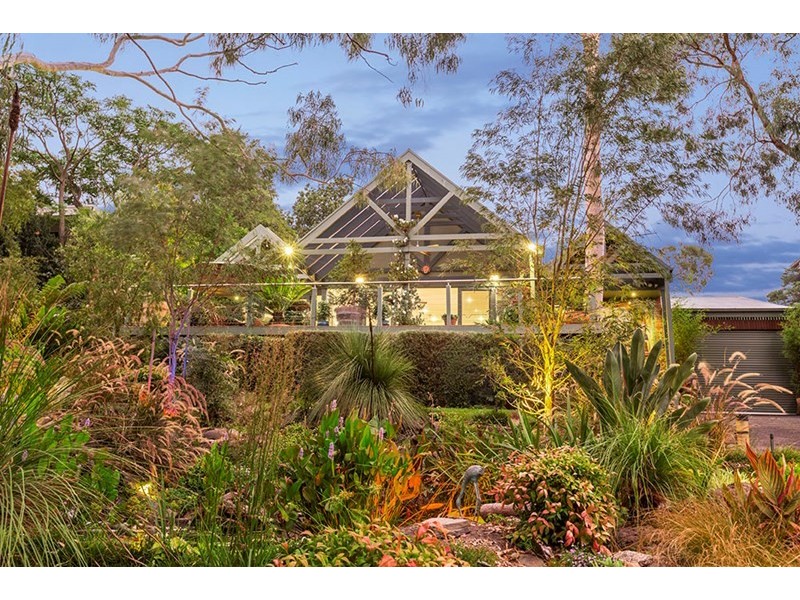 15 Dellas Avenue, Templestowe VIC 3106