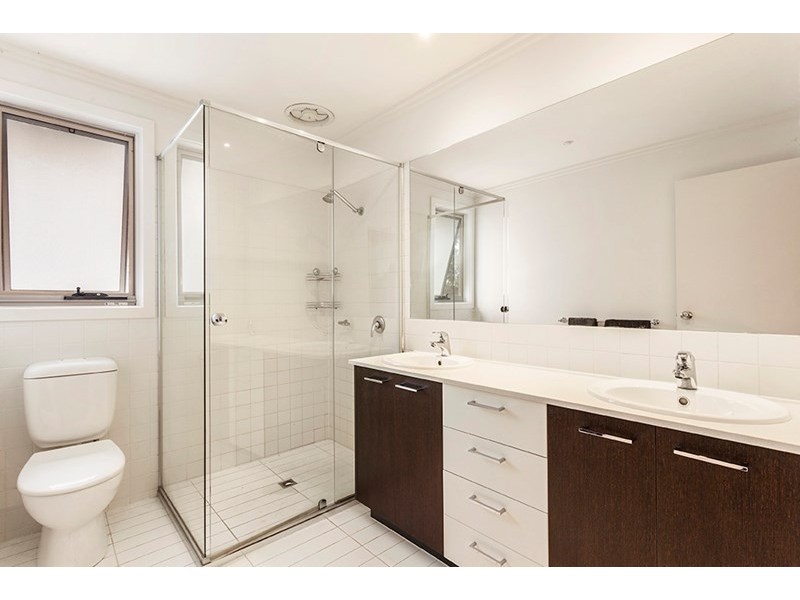 30 Parkville Avenue, Parkville VIC 3052