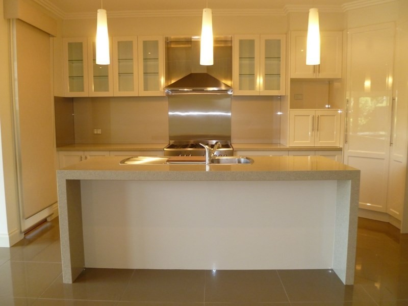 13 Hillingdon Crescent, Doncaster VIC 3108