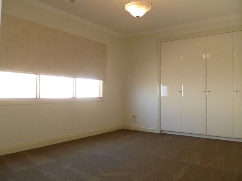 13 Hillingdon Crescent, Doncaster VIC 3108