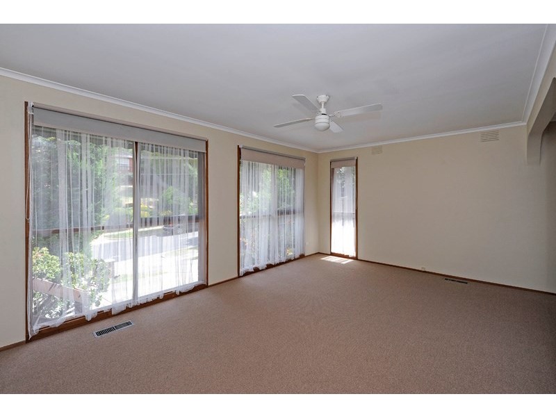 15 Windella Quadrant, Doncaster VIC 3108