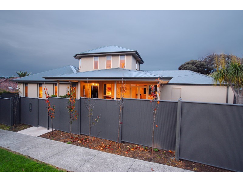 12 Toronto Avenue, Doncaster VIC 3108