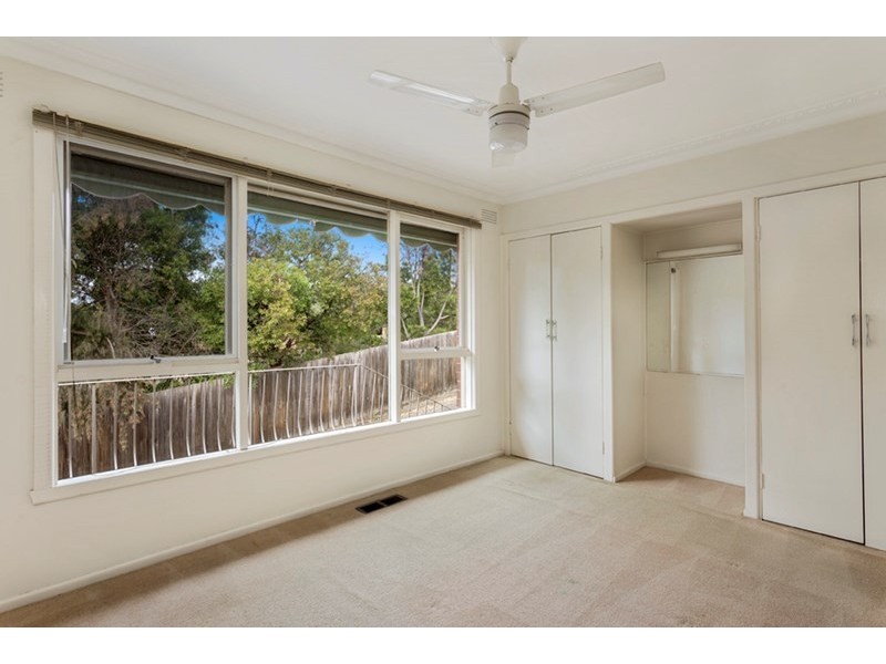 16 Peter Street, Doncaster East VIC 3109