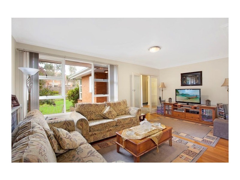 17 Cavalier Street, Doncaster East VIC 3109