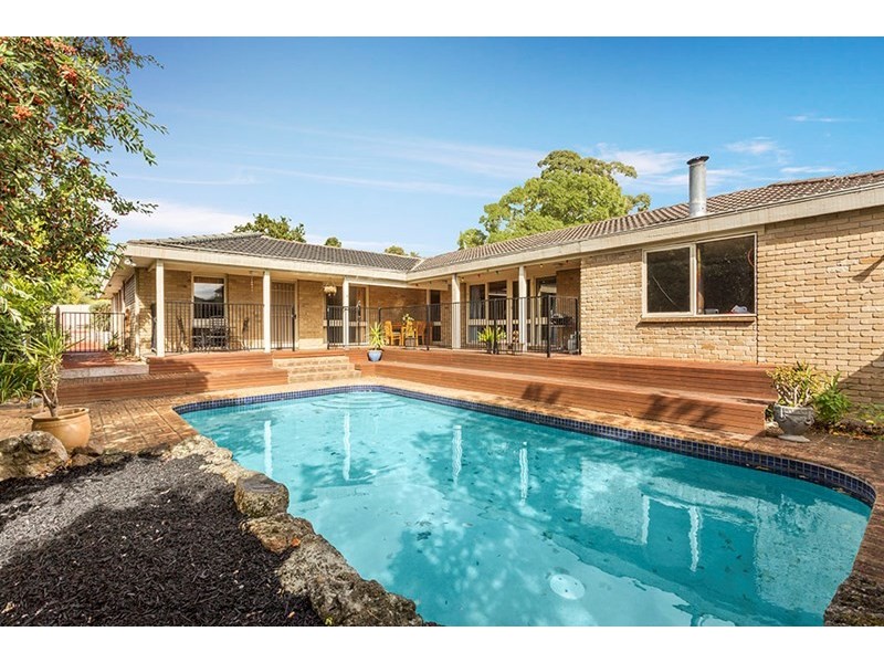 3 Rowallan Court, Doncaster East VIC 3109