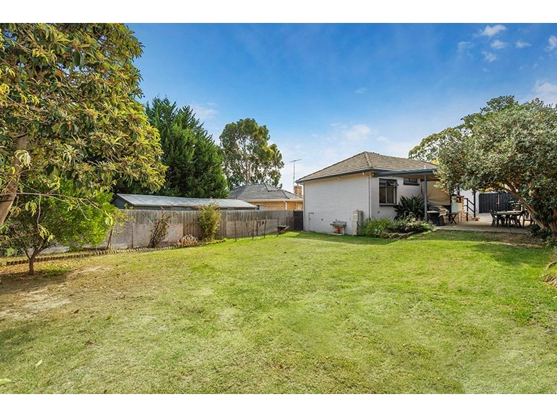 22 Esther Street, Templestowe Lower VIC 3107