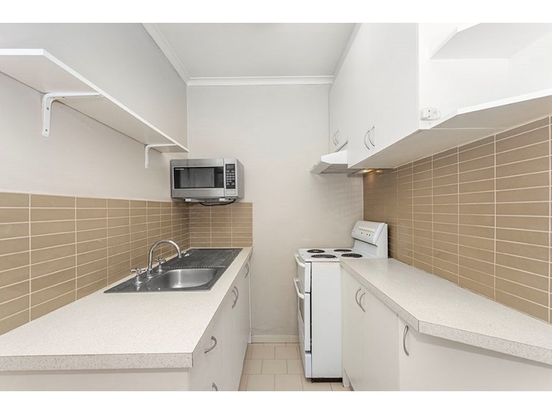 9/6 Garnet Street, Brunswick VIC 3056