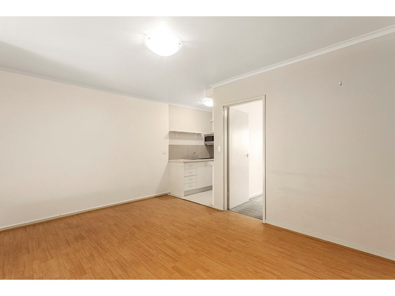 9/6 Garnet Street, Brunswick VIC 3056