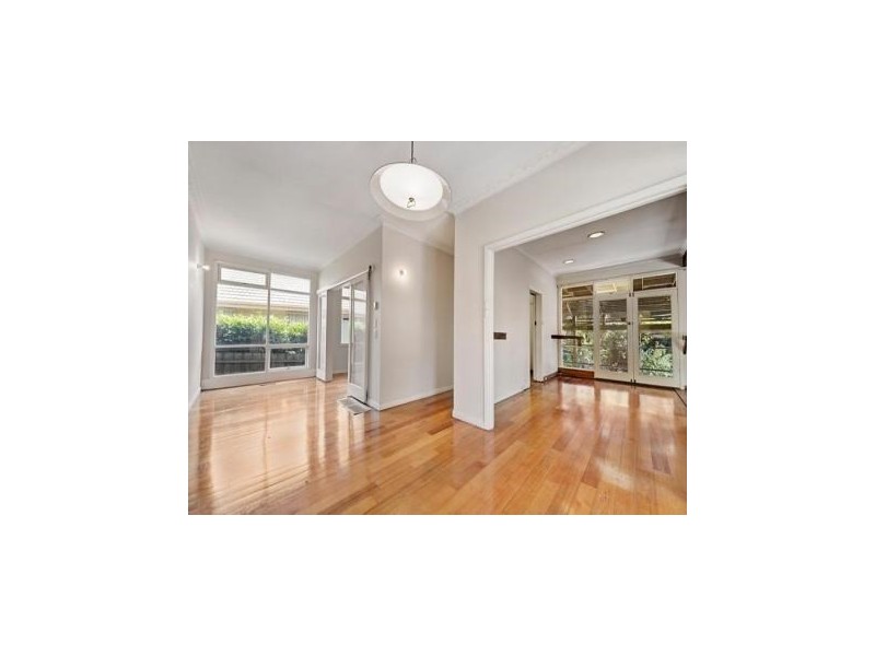 111 Willow Bend, Bulleen VIC 3105