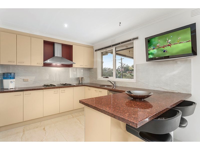 13 Ardgower Court, Templestowe Lower VIC 3107