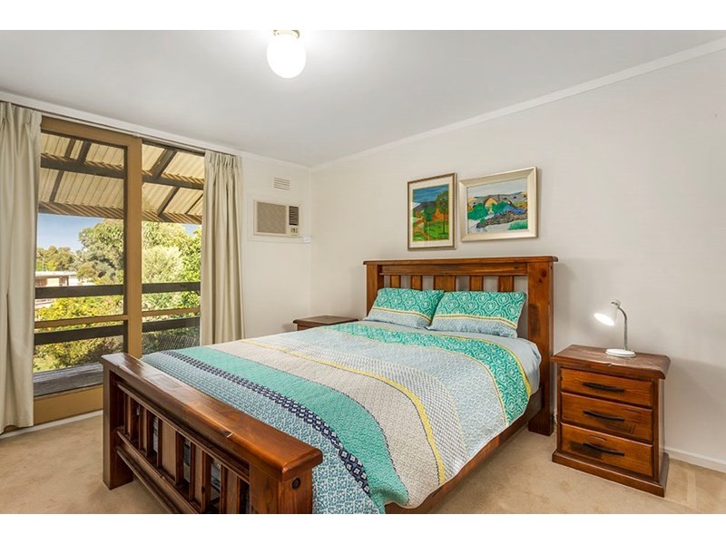 12/18 Peter Street, Doncaster East VIC 3109