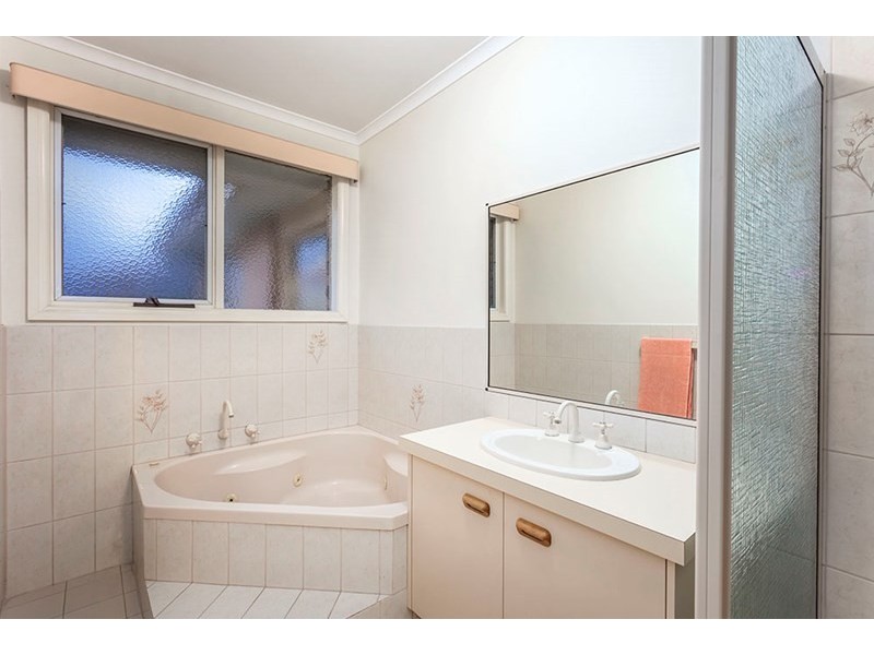 1/13 Talford Street, Doncaster East VIC 3109