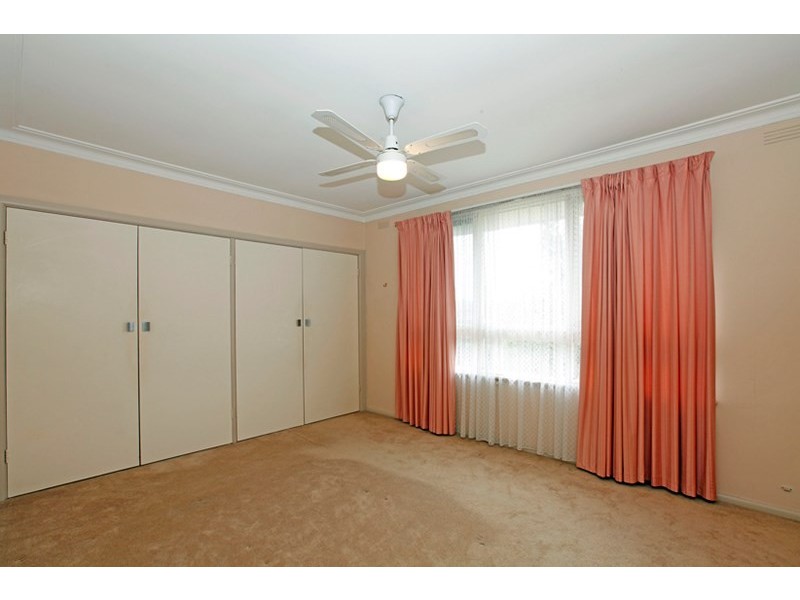 5 Woodstock Court, Doncaster East VIC 3109