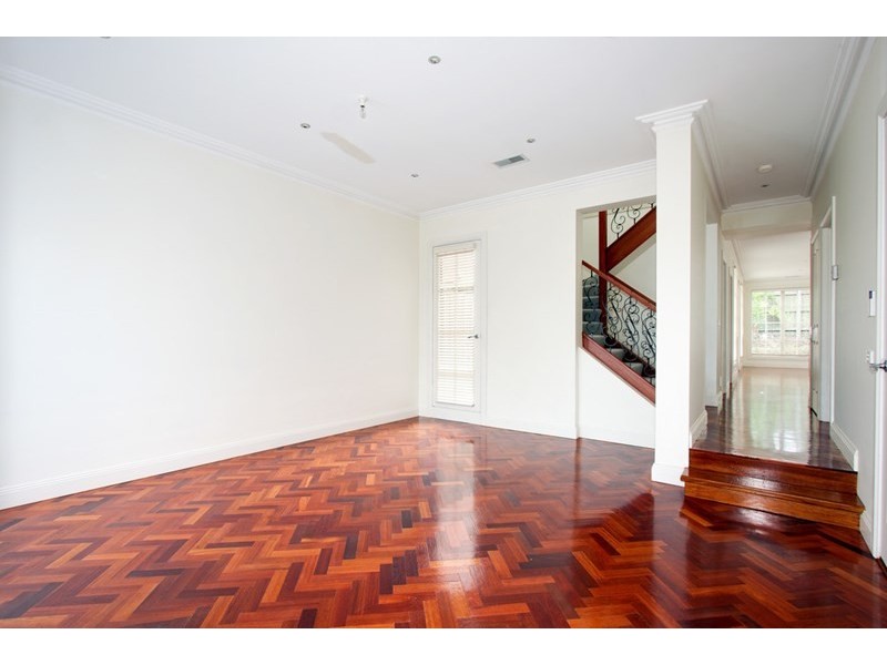 72a Wetherby Road, Doncaster VIC 3108