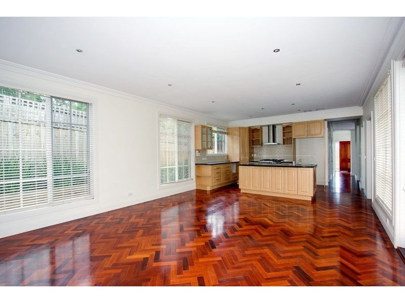 72a Wetherby Road, Doncaster VIC 3108