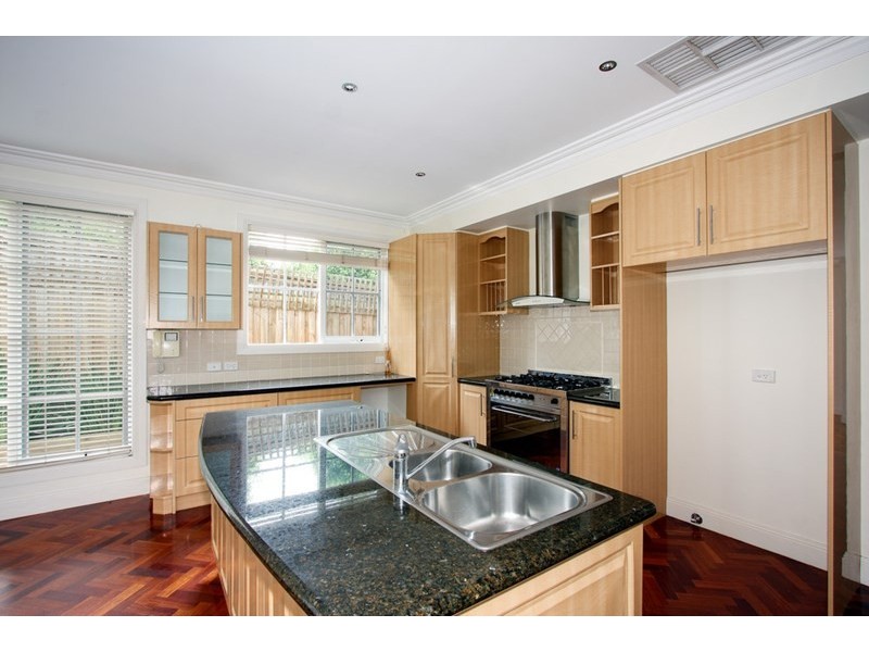 72a Wetherby Road, Doncaster VIC 3108