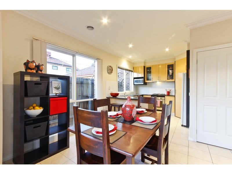 2/21 Daventry Street, Reservoir VIC 3073