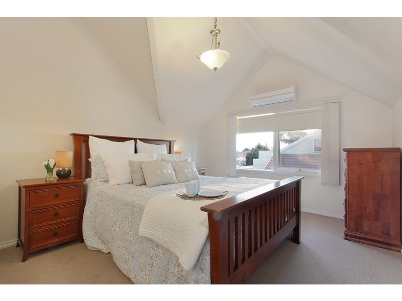 2/21 Daventry Street, Reservoir VIC 3073