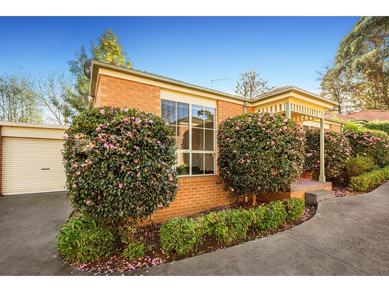 2/16 Linden Road, Ringwood North VIC 3134