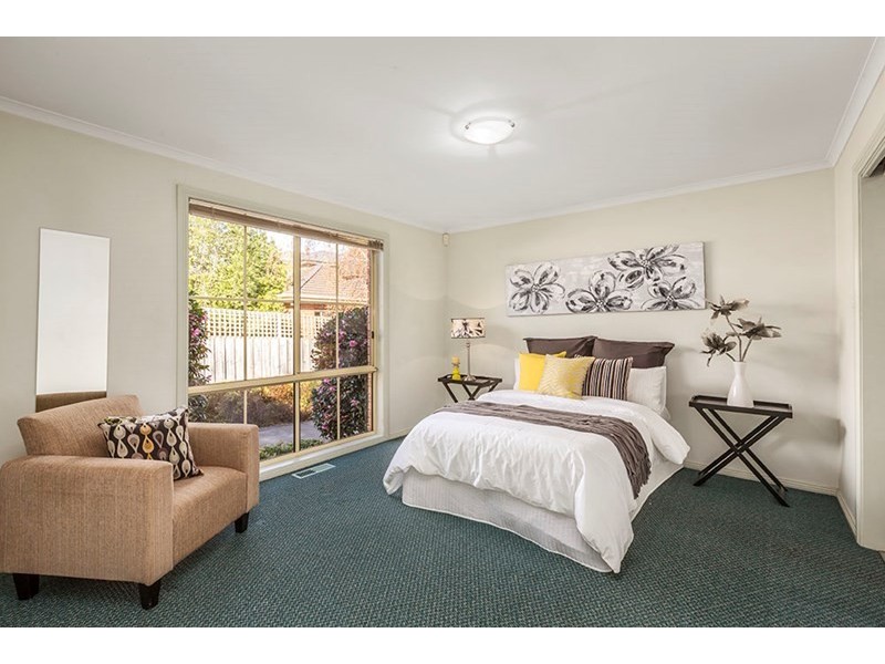 2/16 Linden Road, Ringwood North VIC 3134