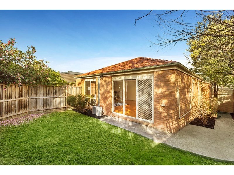 2/16 Linden Road, Ringwood North VIC 3134