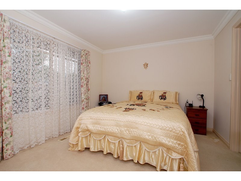 54 Ashmore Road, Forest Hill VIC 3131