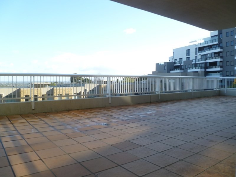 102/1 Sovereign Point Court, Doncaster VIC 3108