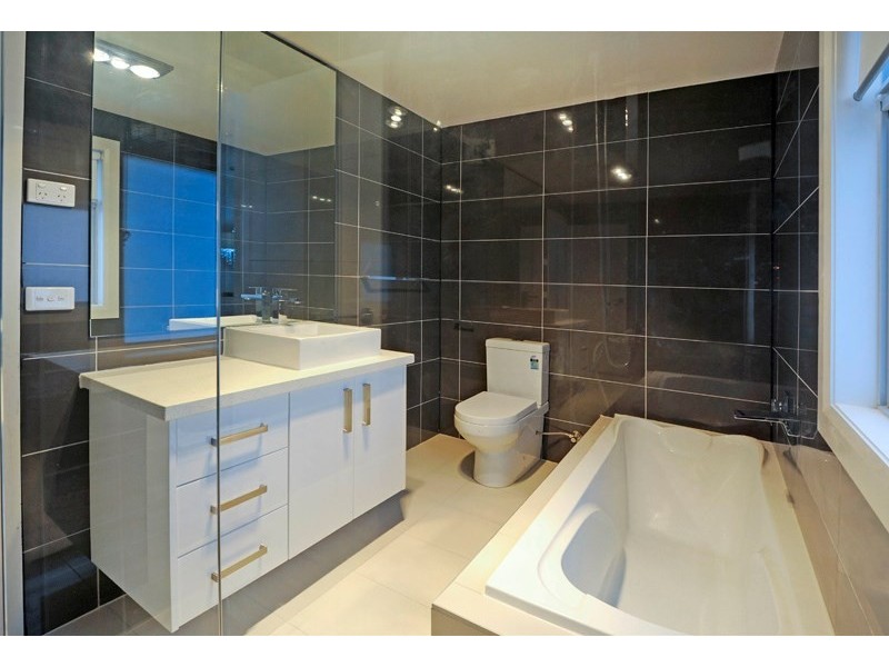 72 Millicent Avenue, Bulleen VIC 3105