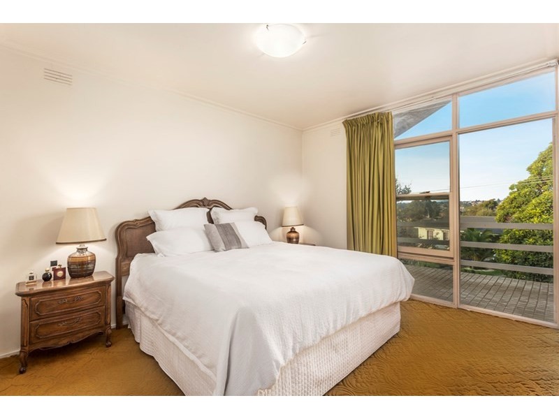 8 Wellington Street, Templestowe Lower VIC 3107