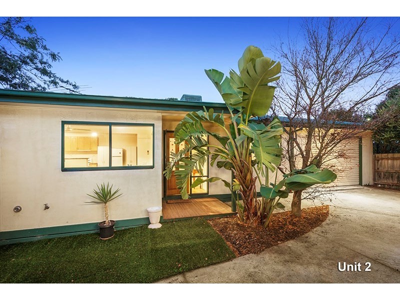 1 and 2/16 Victoria Street, Doncaster VIC 3108