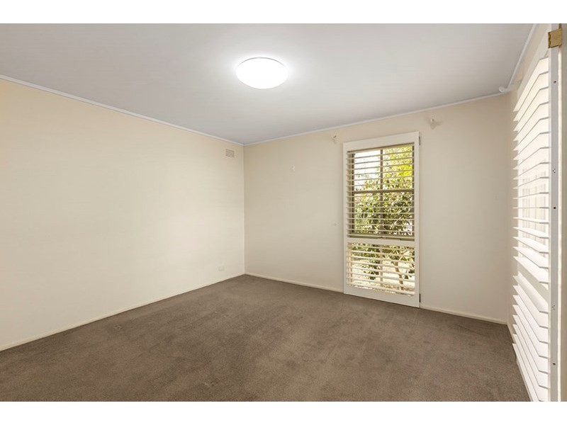 17 Arapilles Drive, Templestowe Lower VIC 3107