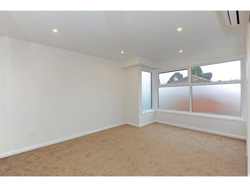 2/224 Blackburn Road, Doncaster East VIC 3109