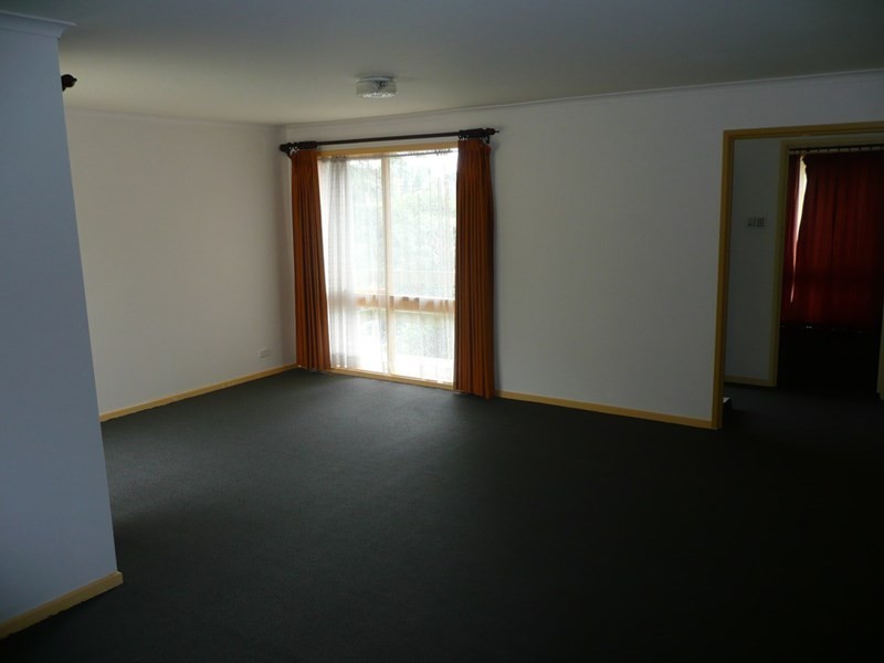 24 Leslie Street, Donvale VIC 3111