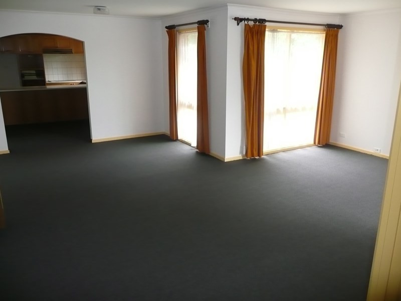 24 Leslie Street, Donvale VIC 3111