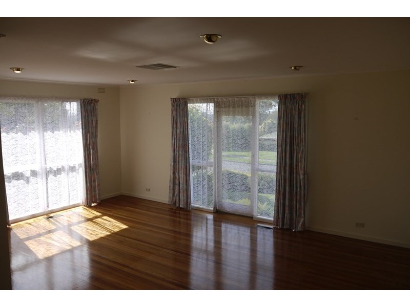 8 Gemini Close, Doncaster East VIC 3109