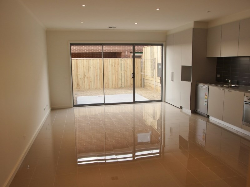 70 Artesian Avenue, Wantirna South VIC 3152