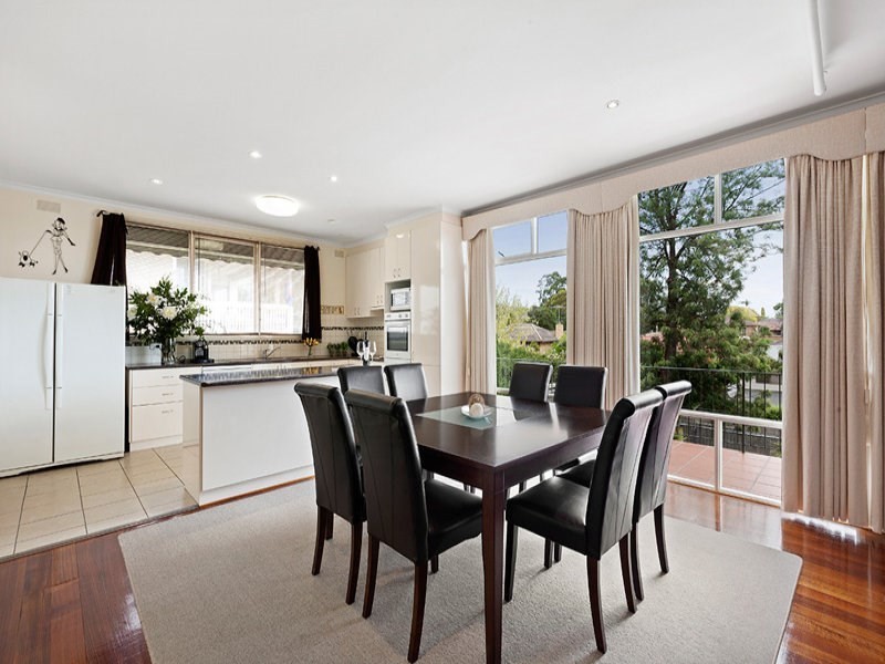 30 Calderwood Street, Bulleen VIC 3105