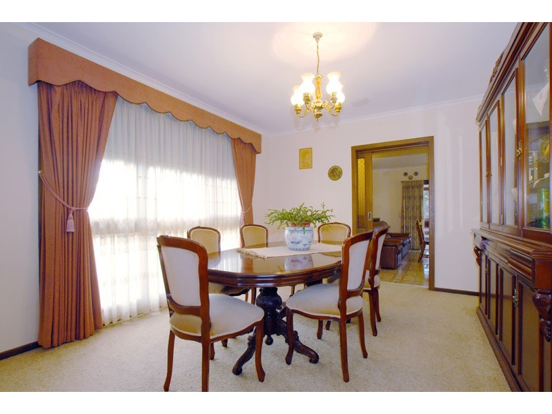 2 Rimmer Place, Doncaster East VIC 3109